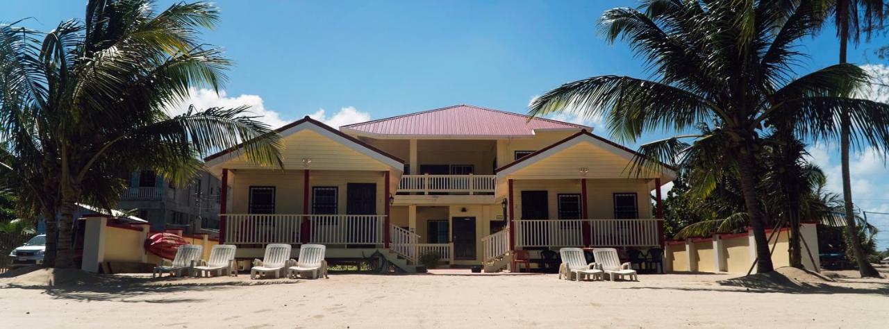 The White Horse Inn - Hopkins Village Beach Belize Ngoại thất bức ảnh